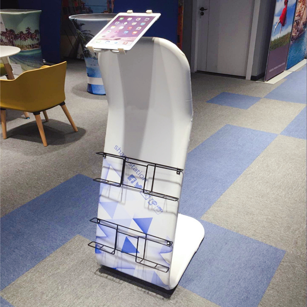 iPad Brochure Stand E03C12
